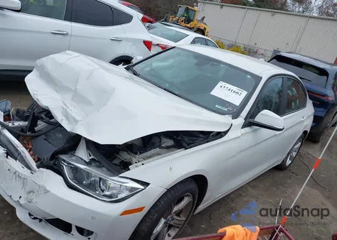 2015 BMW 328I xDrive z USA, uszkodzony, nr VIN WBA3B5C54FF963191